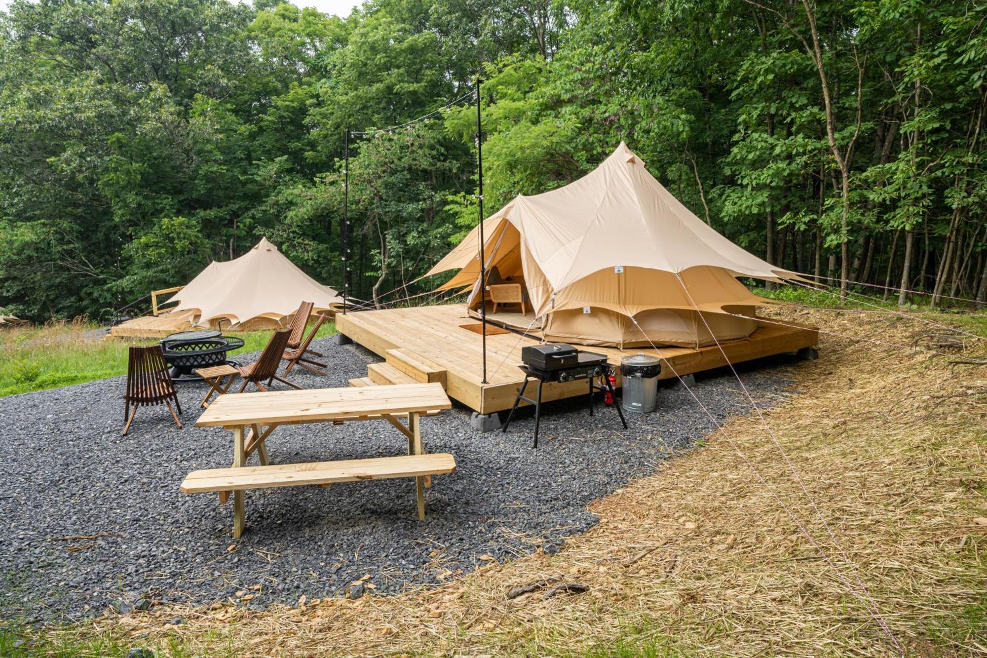 Firefly Ridge Luxury Retreat Hotel Great Cacapon Exterior photo